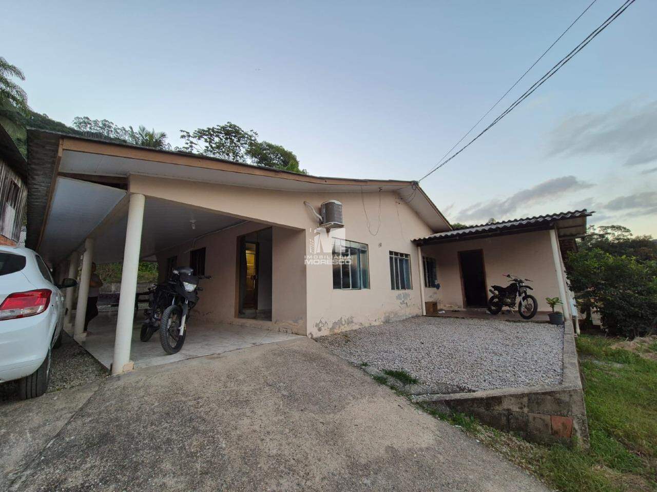 Casa de 4 quartos, 270m² no bairro Lageado Baixo, em Guabiruba | Eu Corretor