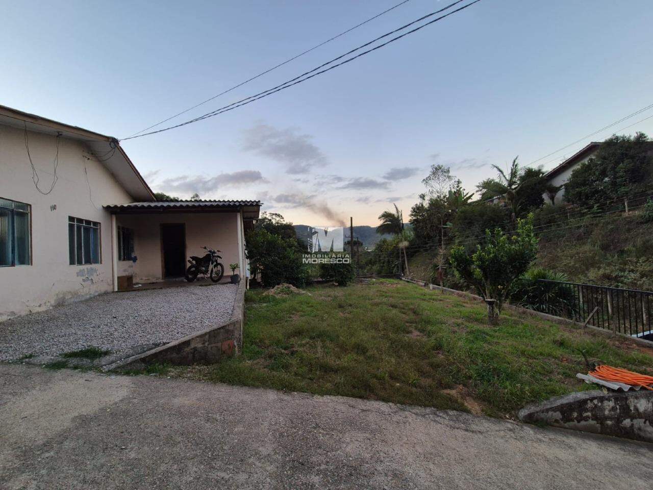 Casa de 4 quartos, 270m² no bairro Lageado Baixo, em Guabiruba | Eu Corretor