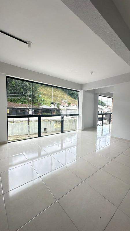 Sala Comercial de 188m² no bairro Guarani, em Brusque | Eu Corretor