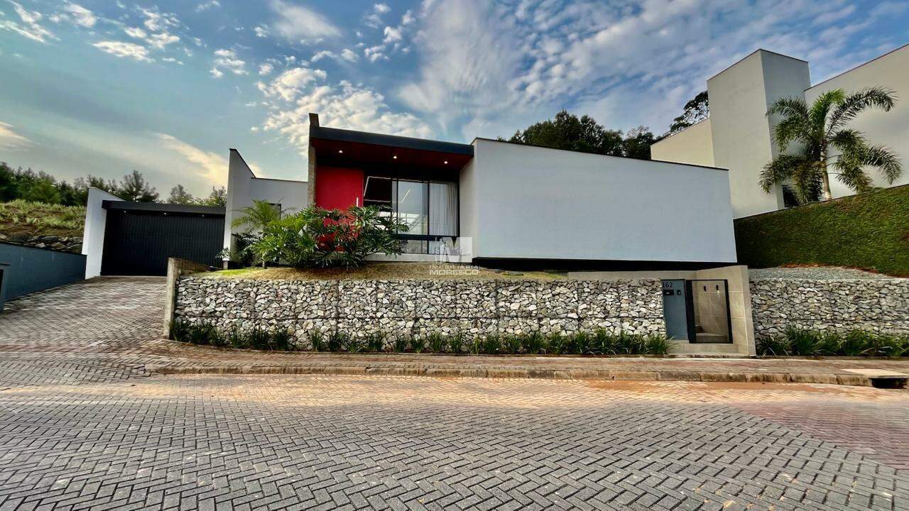 Casa de 3 quartos, 212m² no bairro Imigrantes, em Guabiruba | Eu Corretor