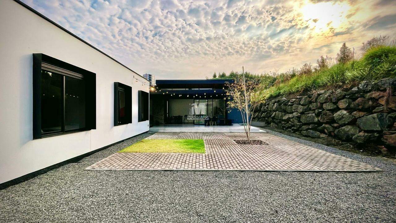 Casa de 3 quartos, 212m² no bairro Imigrantes, em Guabiruba | Eu Corretor