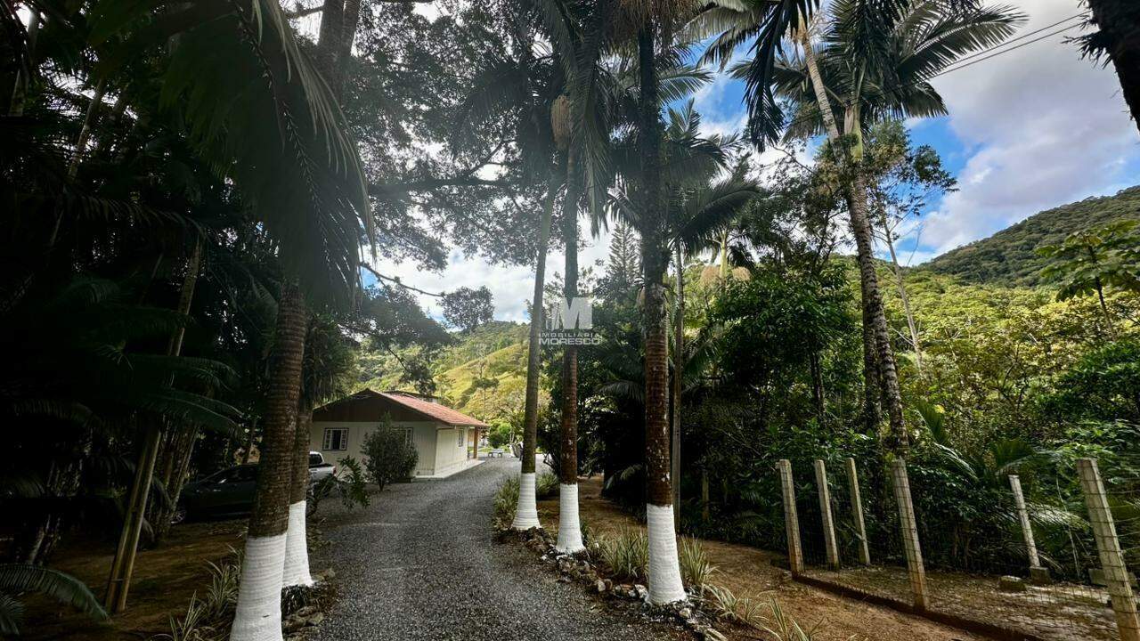 Fazenda/Sítios/Chácaras de 20 quartos, no bairro Zantão, em Brusque | Eu Corretor