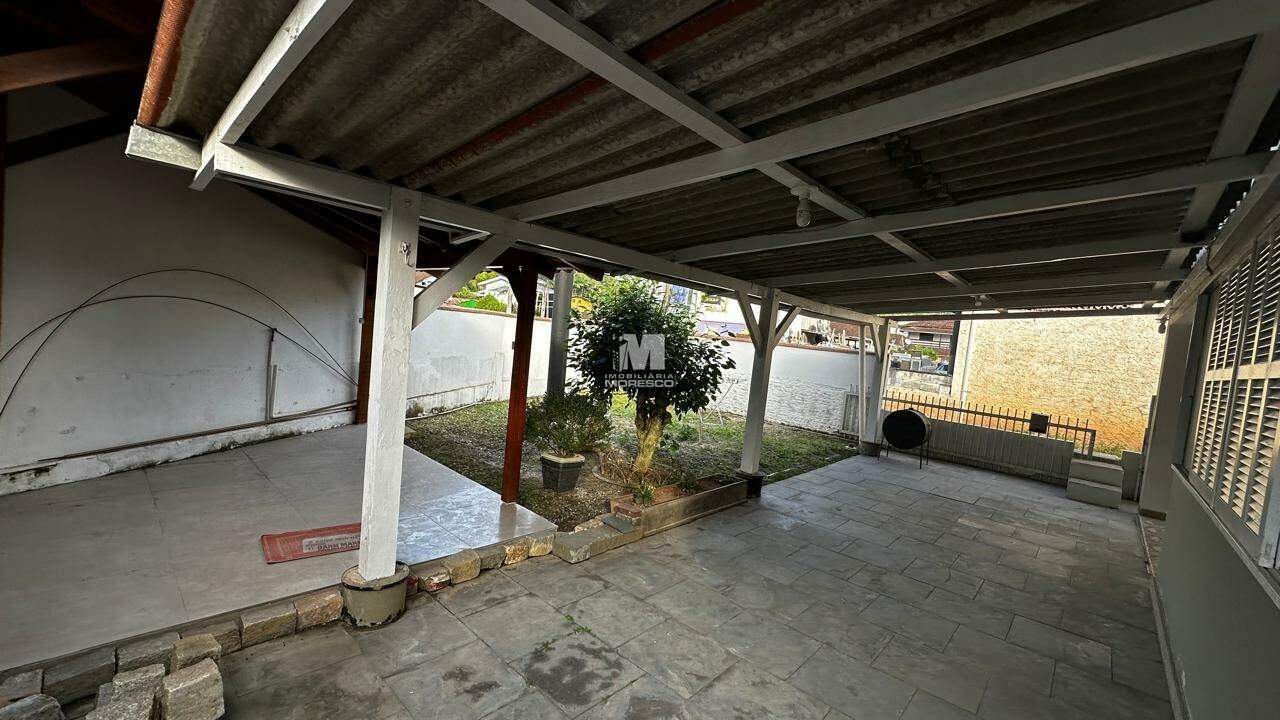 Lote/Terreno de 319m² no bairro Primeiro de Maio, em Brusque | Eu Corretor