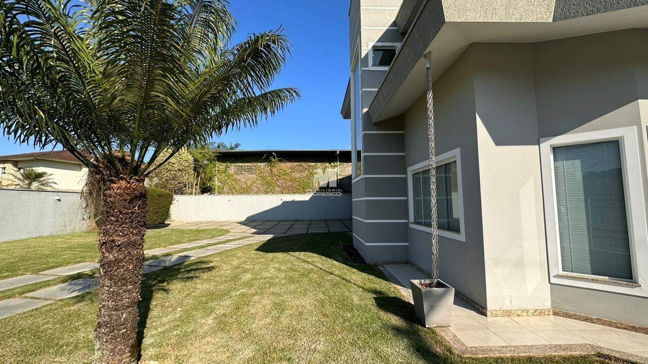 Casa de 3 quartos, 200m² no bairro Centro, em Guabiruba | Eu Corretor