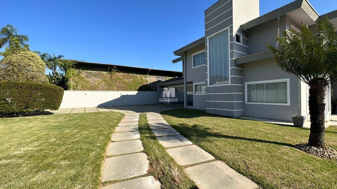 Casa de 3 quartos, 200m² no bairro Centro, em Guabiruba | Eu Corretor