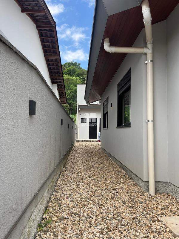 Passagem lateral 