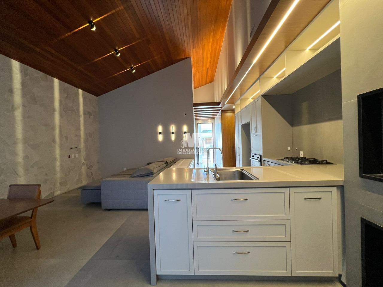 Casa de 3 quartos, 200m² no bairro Guabirupé, em Guabiruba | Eu Corretor