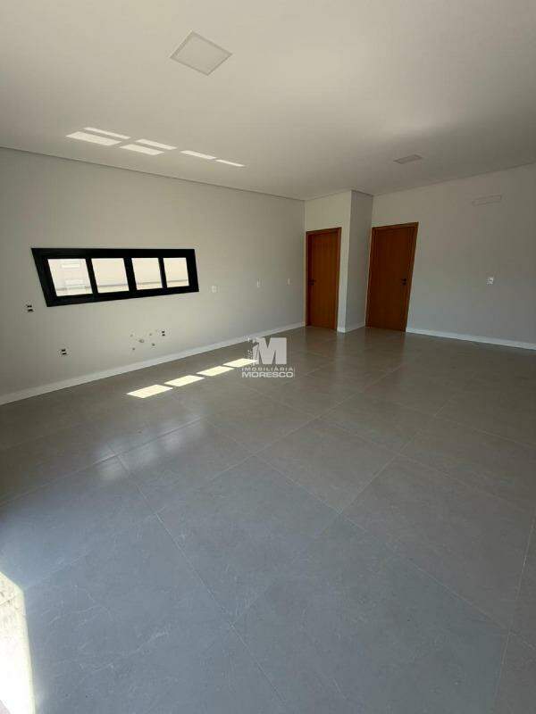Casa à venda no bairro Primeiro de Maio: 
