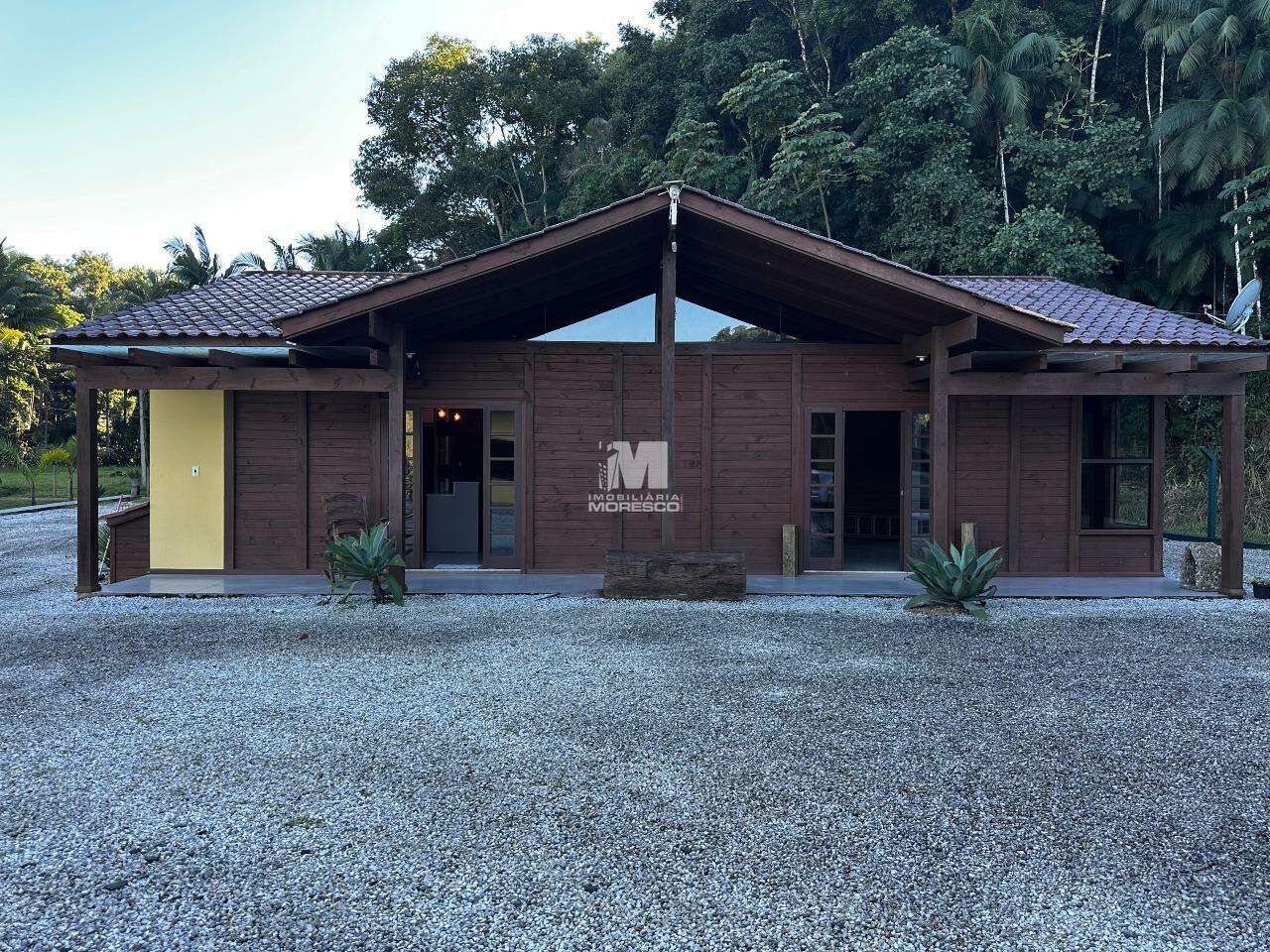 Fazenda/Sítios/Chácaras de 5 quartos, no bairro São Pedro, em Guabiruba | Eu Corretor