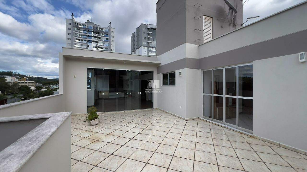 Apartamento para aluguel no bairro Centro: