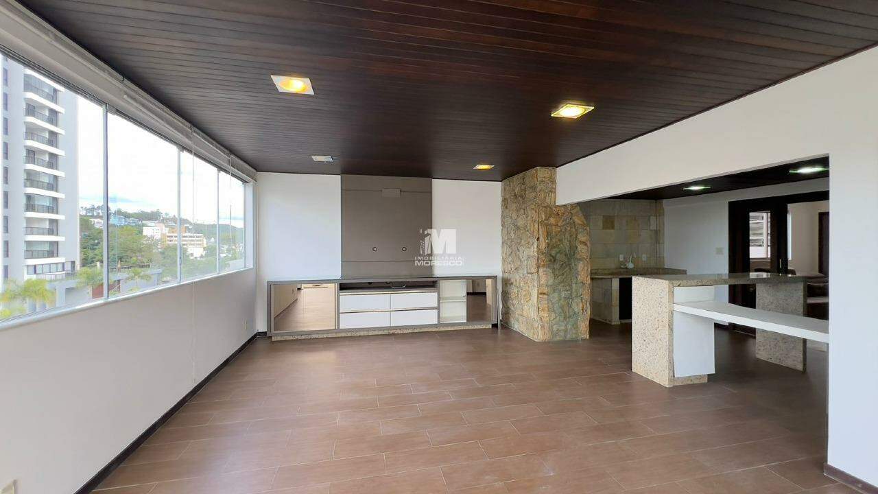 Apartamento para aluguel no bairro Centro:
