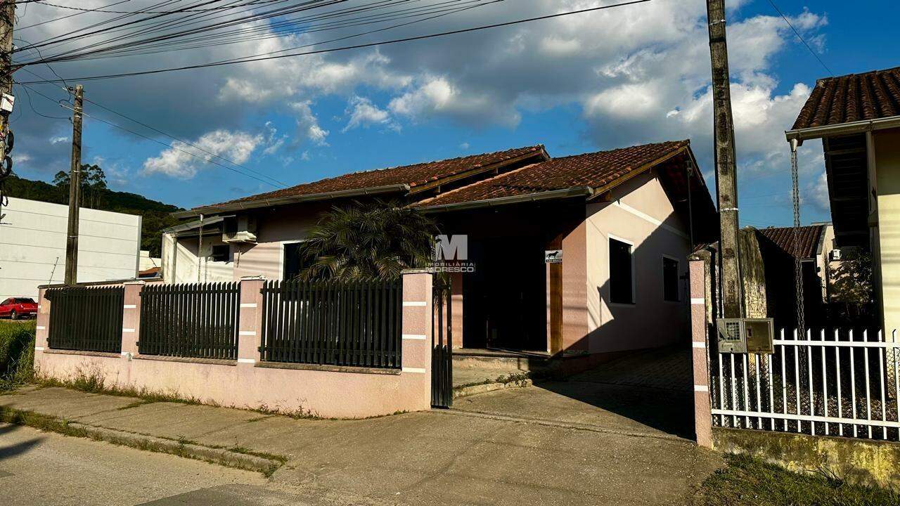 Casa de 3 quartos, 142m² no bairro Dom Joaquim, em Brusque | Eu Corretor