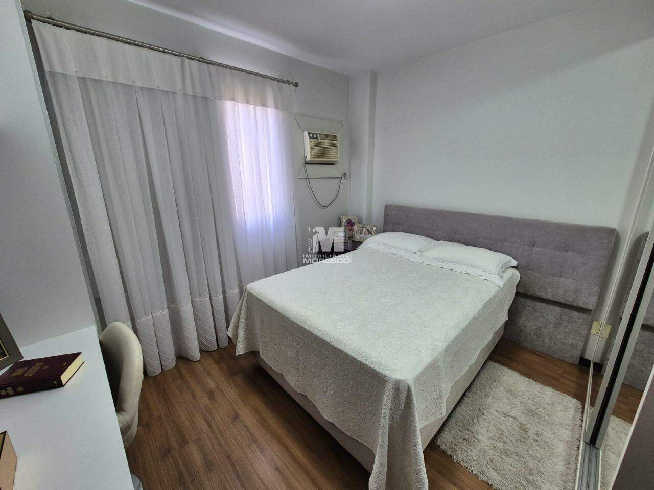 Apartamento à venda no bairro Centro: 