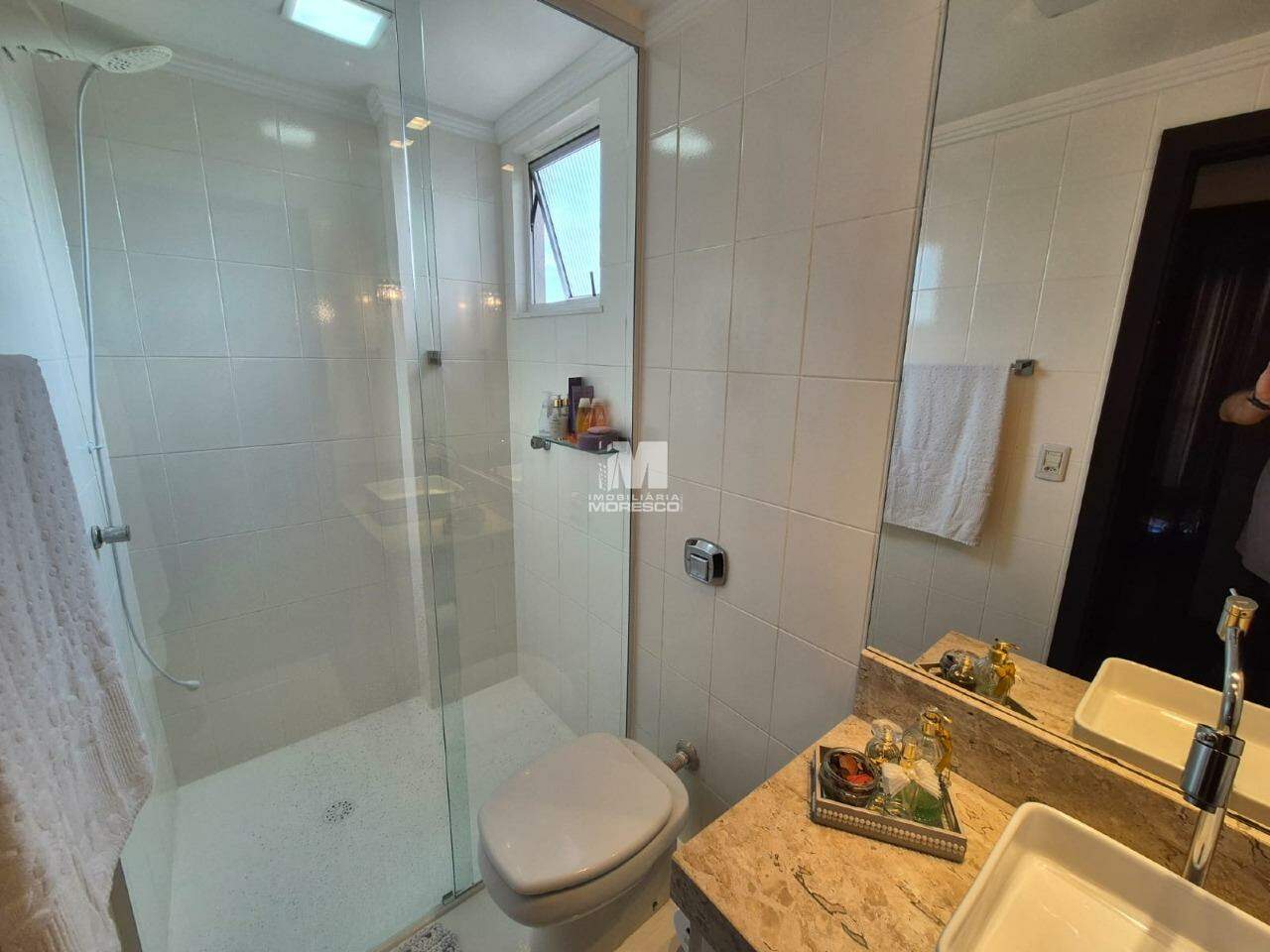 Apartamento à venda no bairro Centro: 