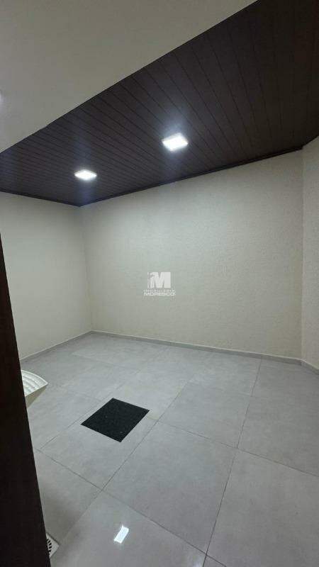 Casa à venda no bairro Dom Joaquim: