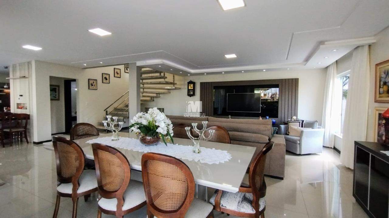 Casa à venda no bairro São Luiz: 