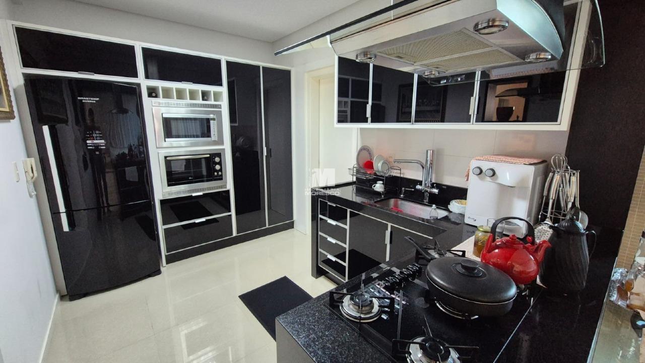 Apartamento à venda no bairro São Luiz: 