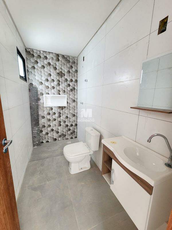 Casa para aluguel no bairro Limeira Baixa: 
