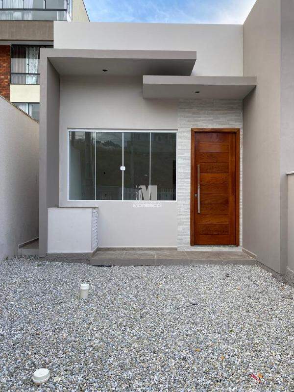 Casa para aluguel no bairro Limeira Baixa: 