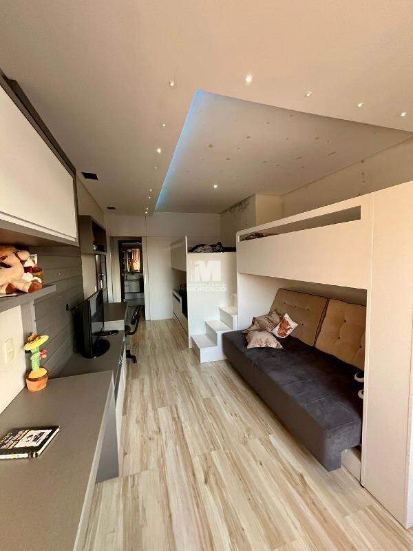 Casa à venda no bairro Planalto: