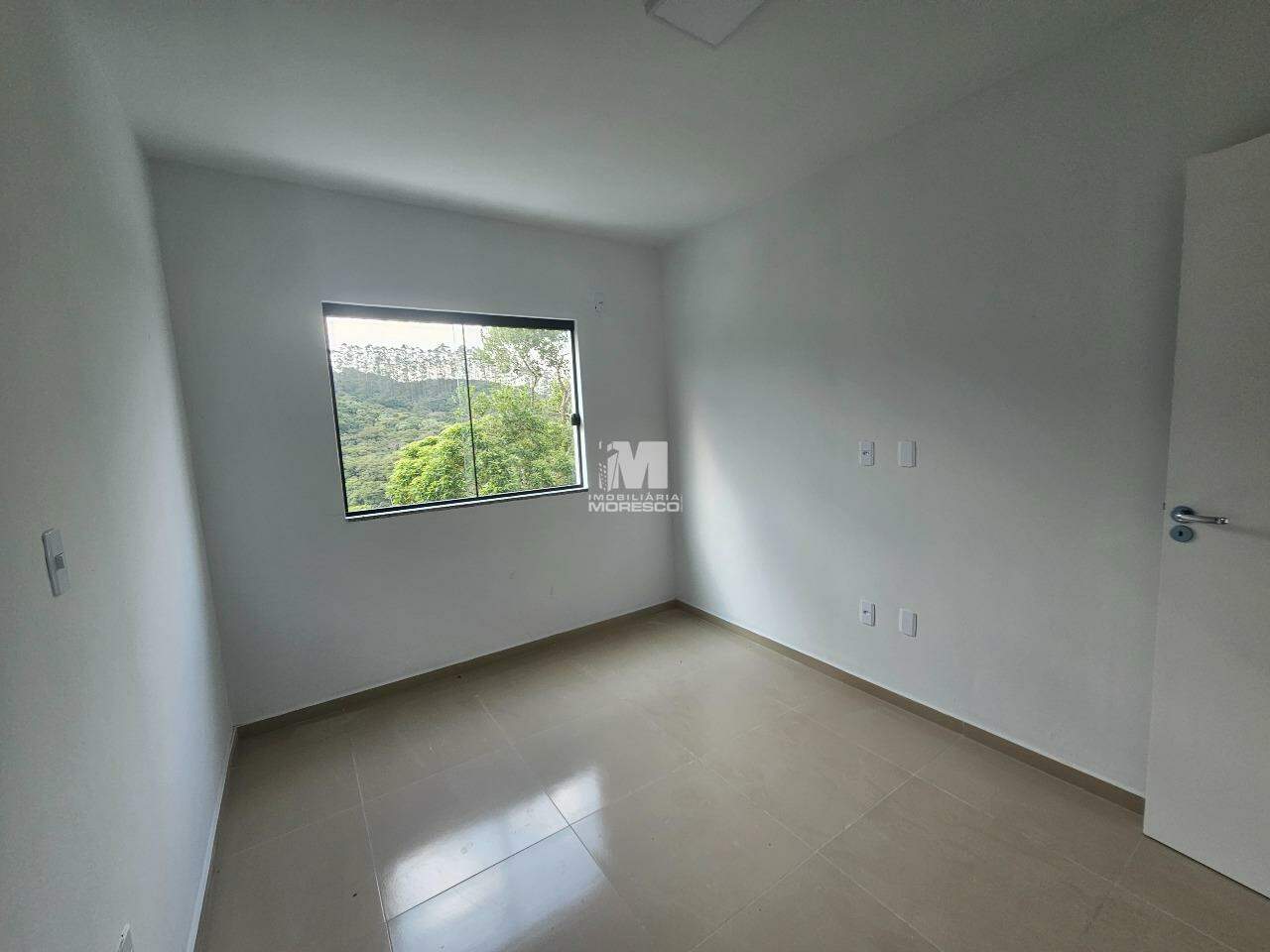 Apartamento à venda no bairro Volta Grande: 