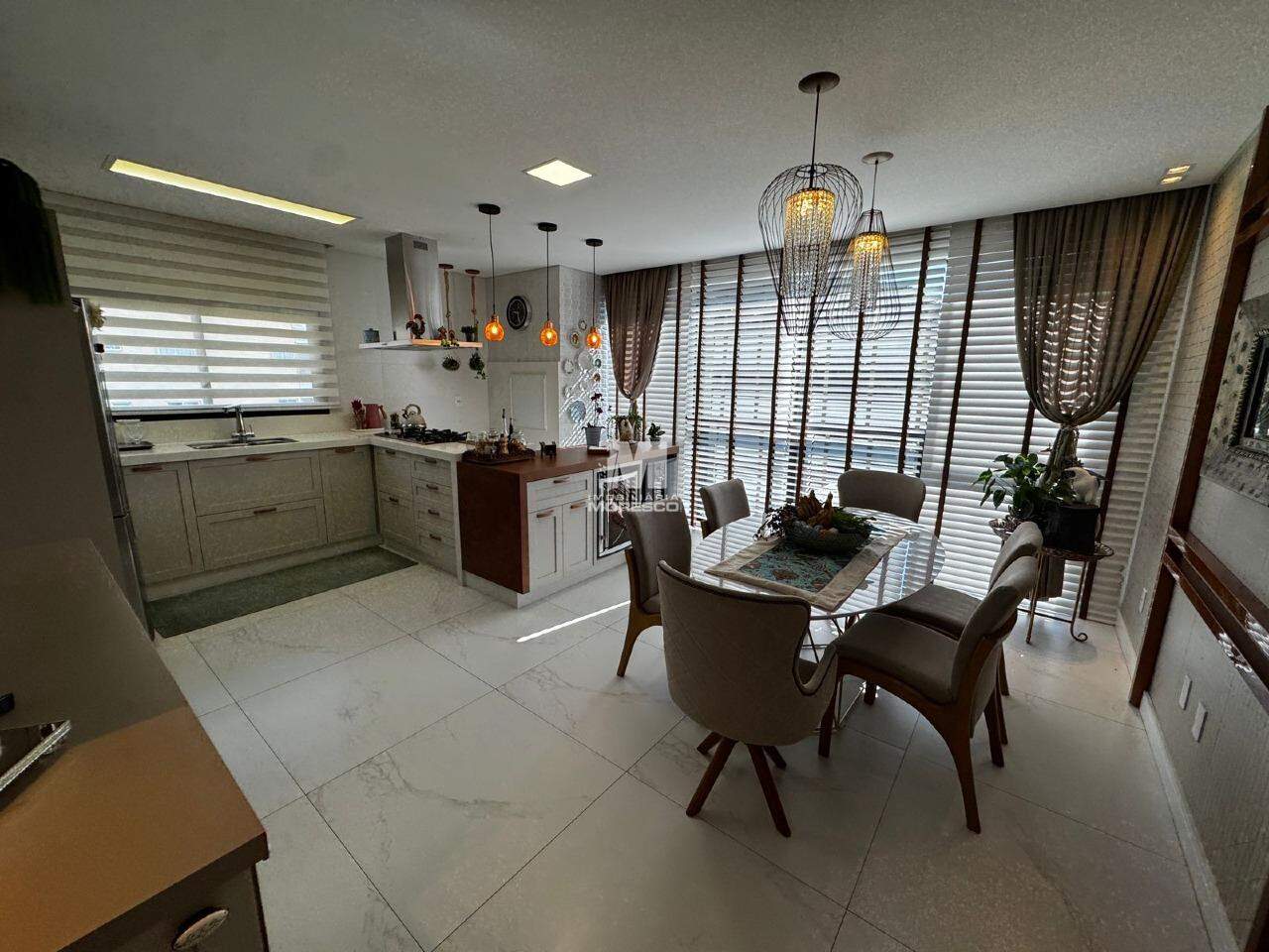 Apartamento à venda no bairro Centro I: 