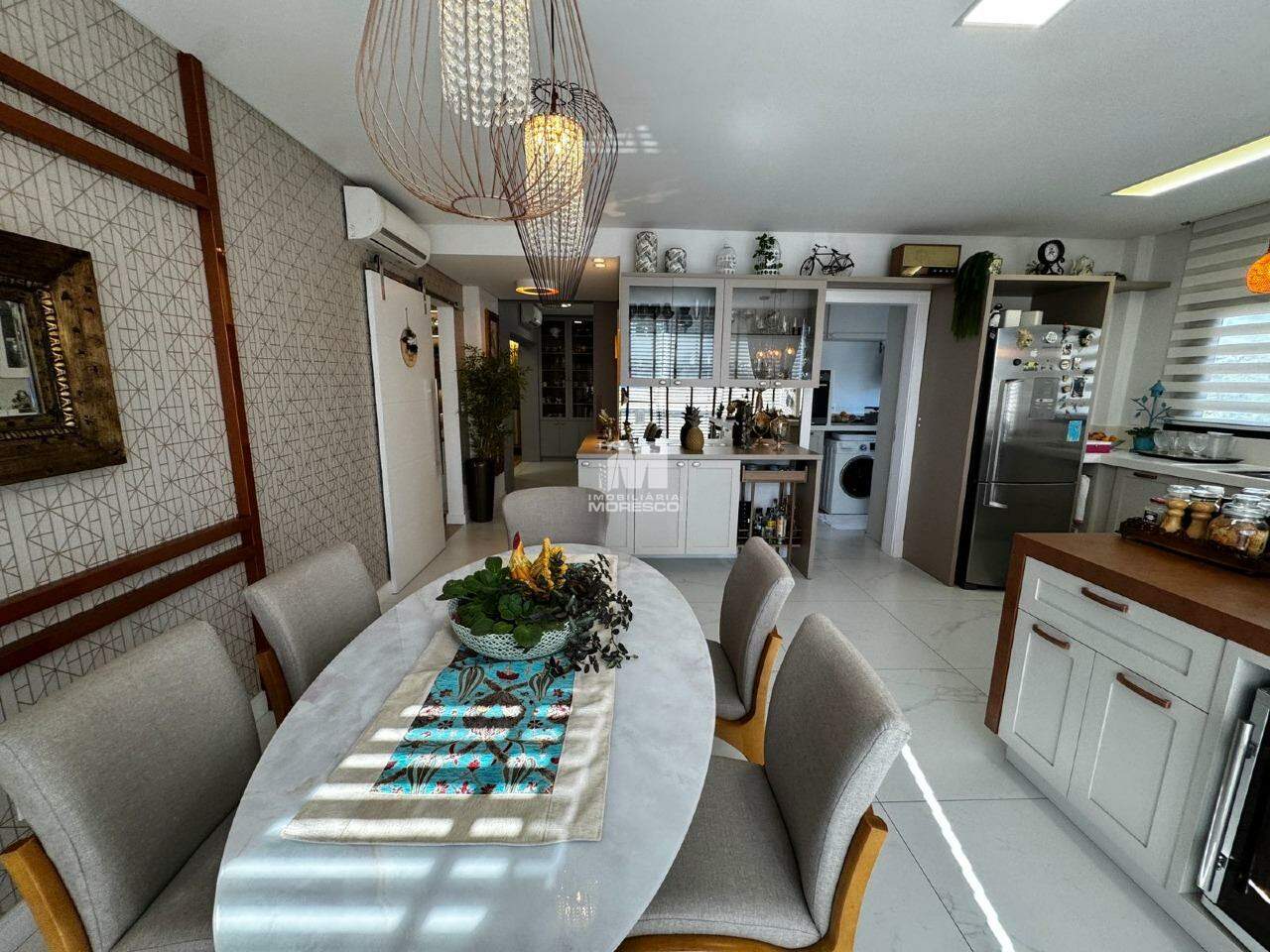 Apartamento à venda no bairro Centro I: 