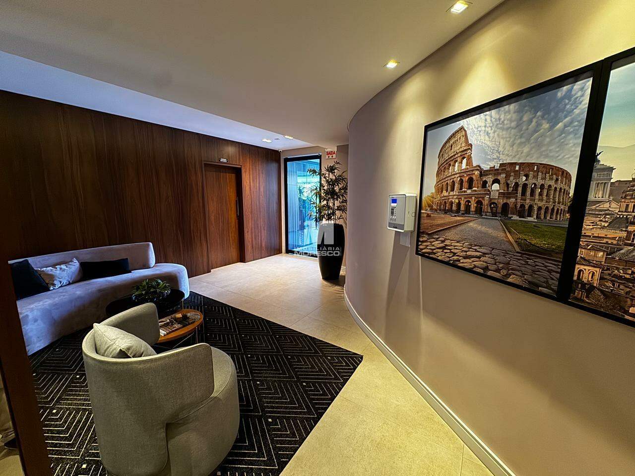 Apartamento à venda no bairro Centro I: 