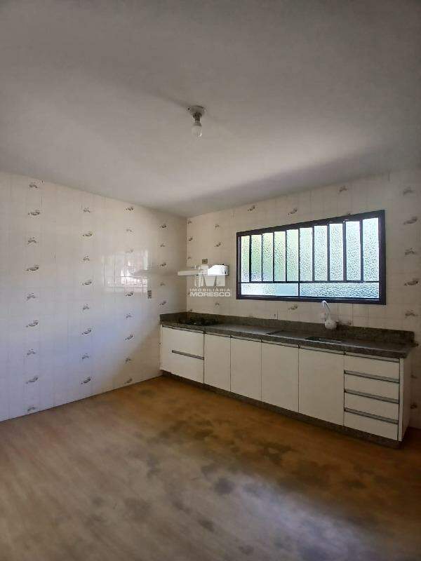 Casa Comercial para aluguel no bairro São Luiz: