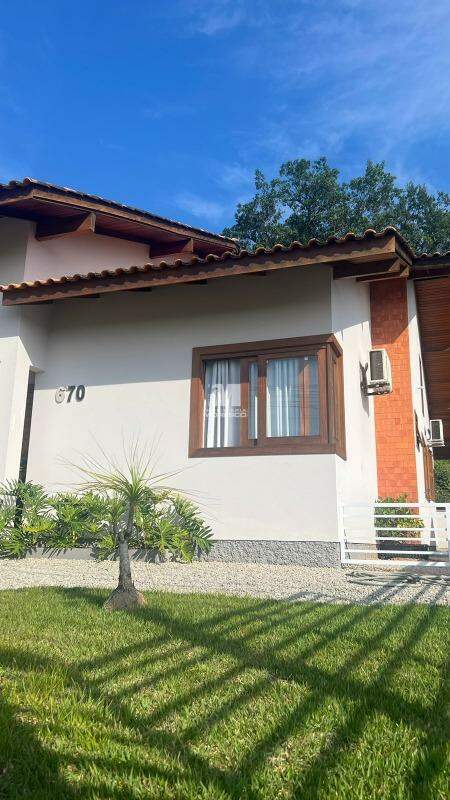 Casa de 2 quartos, 126m² no bairro Rio Branco, em Brusque | Eu Corretor