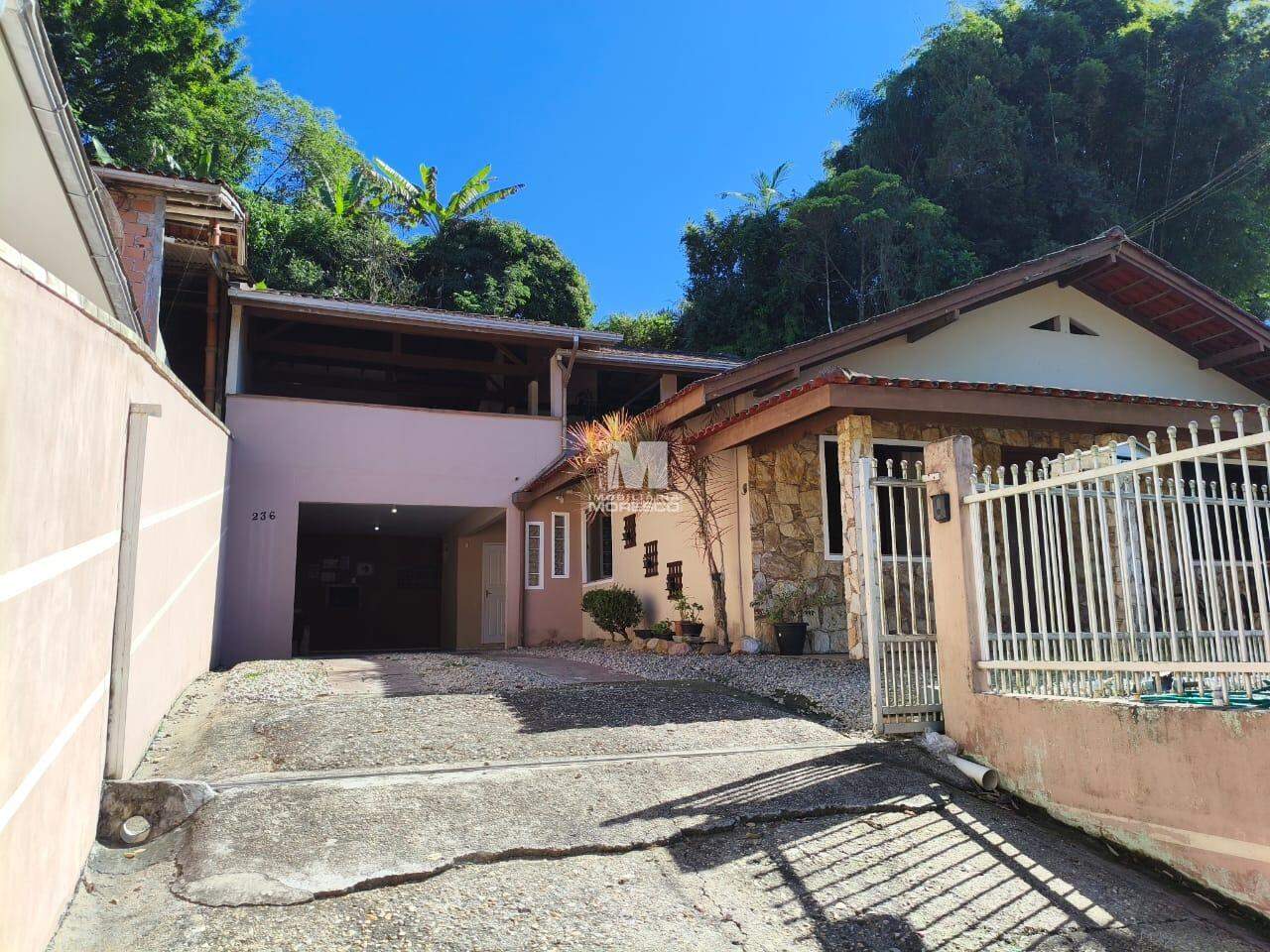 Casa de 4 quartos, 200m² no bairro Imigrantes, em Guabiruba | Eu Corretor