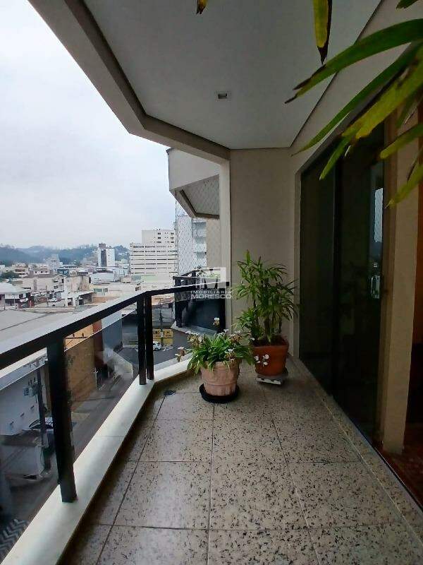 Apartamento de 3 quartos, 327m² no bairro Centro I, em Brusque | Eu Corretor
