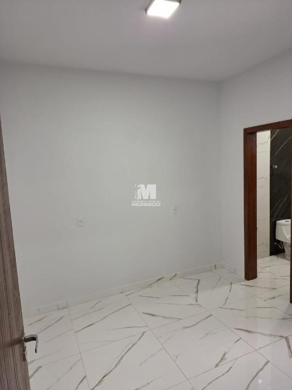 Apartamento à venda no bairro Dom Joaquim: 