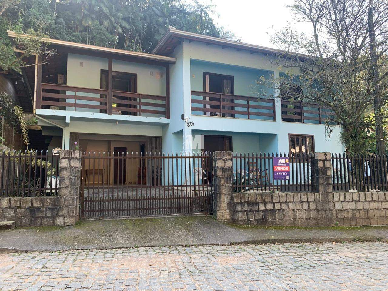 Casa de 6 quartos, 240m² no bairro São Pedro, em Brusque | Eu Corretor
