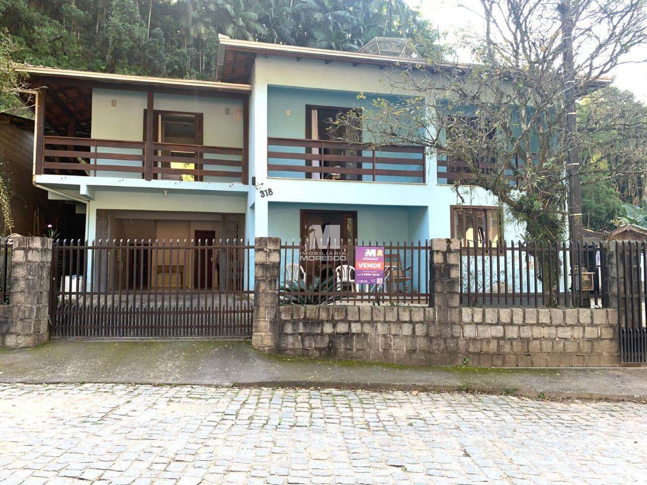 Casa de 6 quartos, 240m² no bairro São Pedro, em Brusque | Eu Corretor