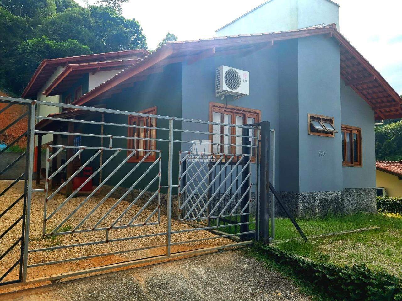 Casa de 3 quartos, 219m² no bairro São Pedro, em Brusque | Eu Corretor
