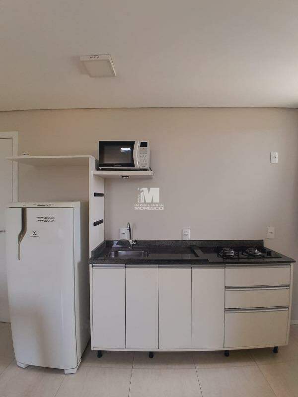 Flat à venda no bairro Santa Terezinha: 