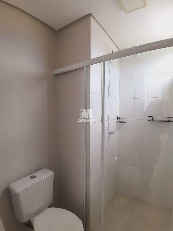 Flat à venda no bairro Santa Terezinha: 