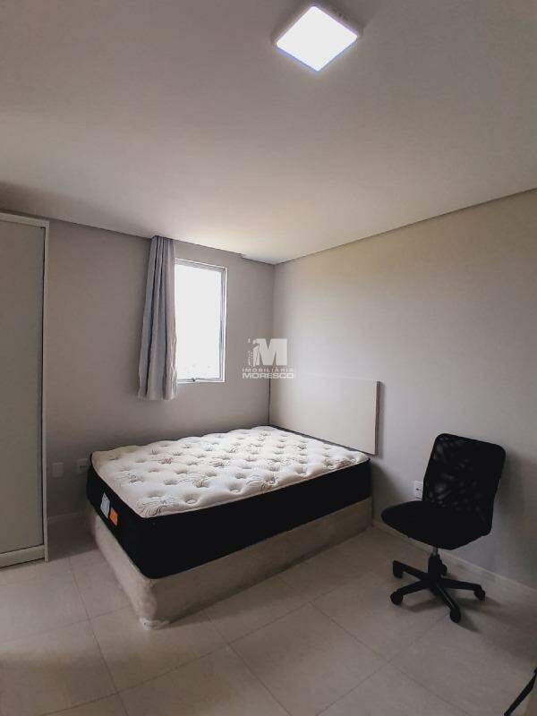 Flat à venda no bairro Santa Terezinha: 