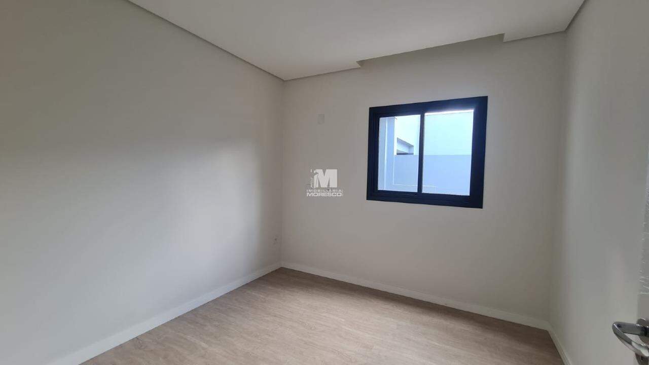 Casa à venda no bairro Centro: