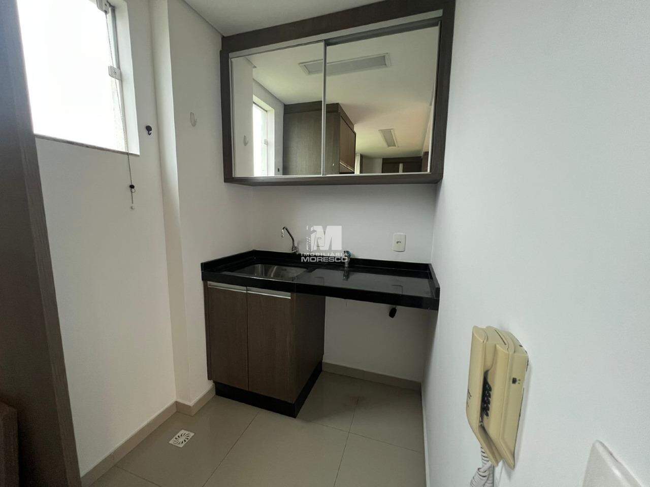 Apartamento à venda no bairro Santa Rita: Area de serviço