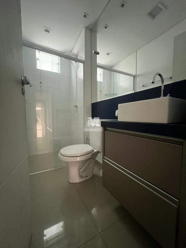 Apartamento à venda no bairro Santa Rita: Banheiro Suite