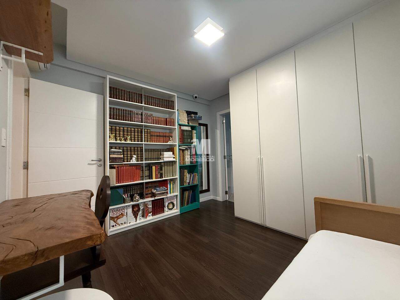 Apartamento à venda no bairro São Luiz: 