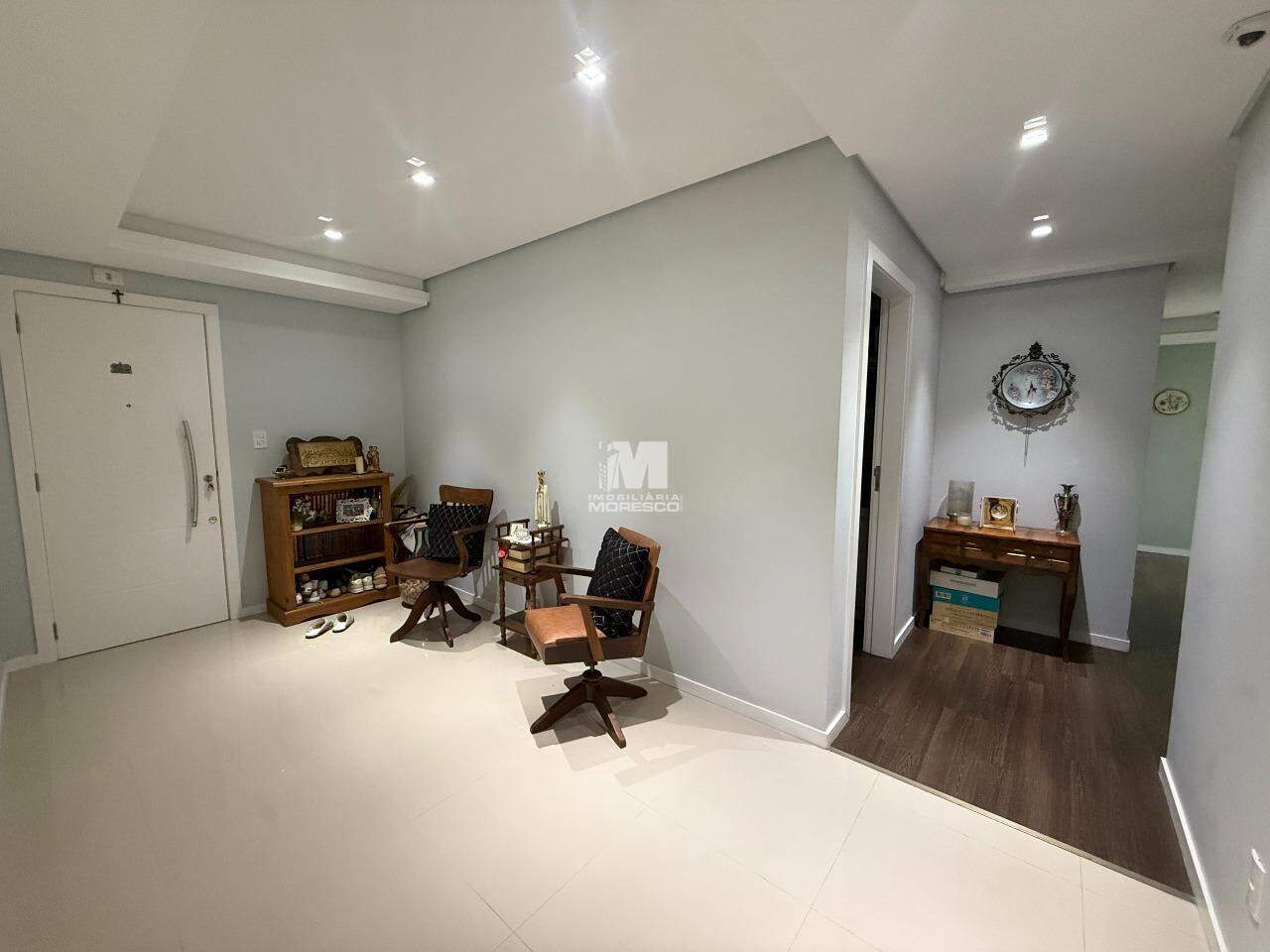 Apartamento à venda no bairro São Luiz: