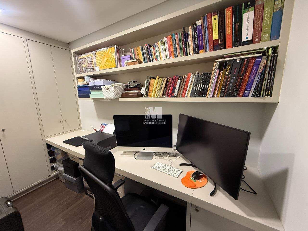 Apartamento à venda no bairro São Luiz: 
