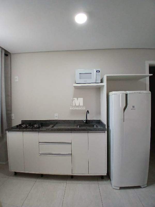 Flat à venda no bairro Santa Terezinha: 