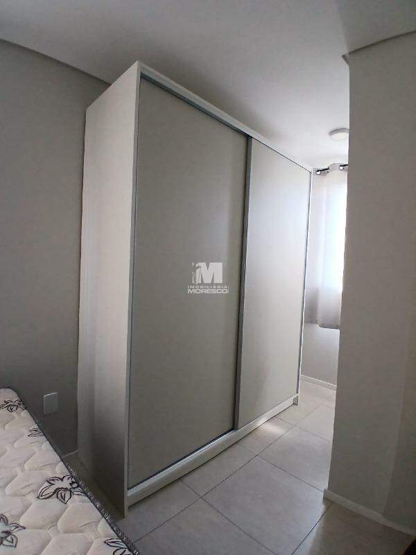 Flat à venda no bairro Santa Terezinha: 