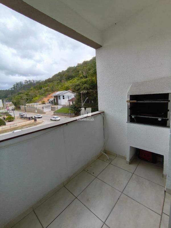 Apartamento à venda no bairro Limeira Baixa: 