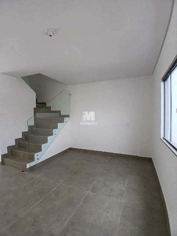 Casa à venda no bairro Limoeiro: