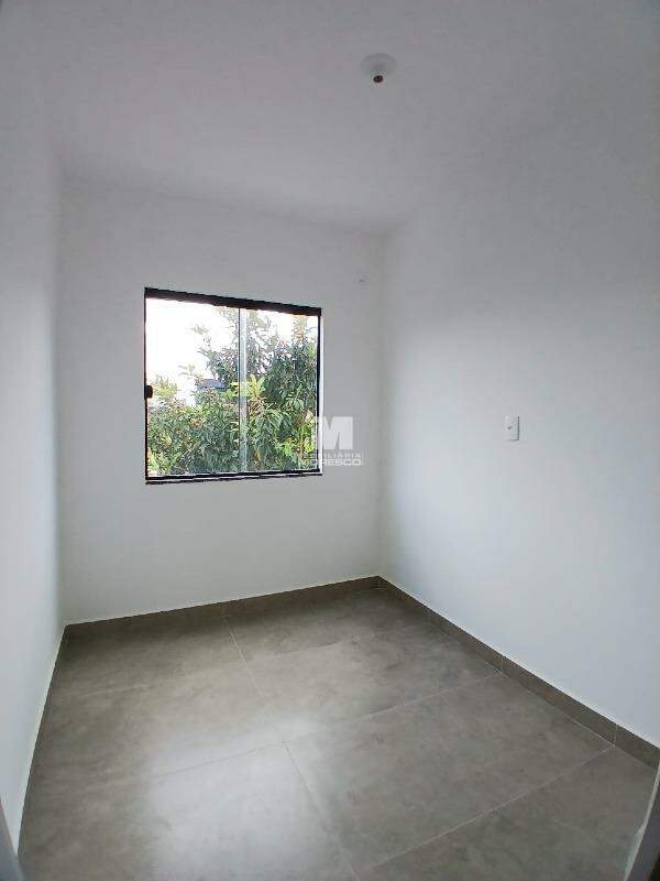 Casa à venda no bairro Limoeiro: